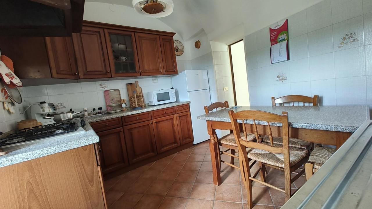 Countryhouse Traversa Du Furnu Imperia Exterior foto